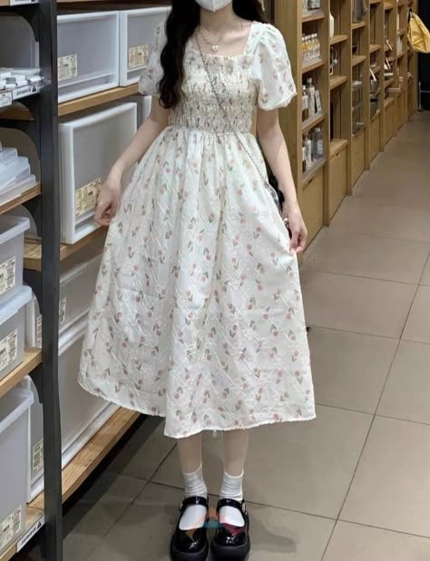 𝘋𝘰𝘶𝘺𝘪𝘯 𝘨𝘪𝘳𝘭 Korean Outfits Casual Dress, Japanese Summer Dress, Long Coquette Dress, Korean Summer Outfits Dress, Sawako Fashion, Japanese Summer Outfits, Kawaii Dress To Impress, Outfit Ideas Coquette, Pola Dress