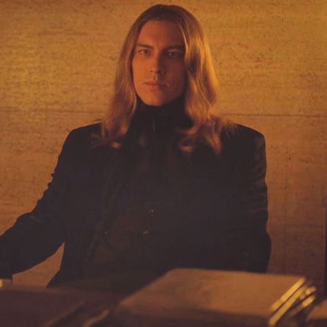 Ahs Apocalypse, Michael Langdon, Fern Michaels, Ahs Coven, Cody Fern, American Horror Story Coven, Katherine Mcnamara, Evan Peters, Dark Matter