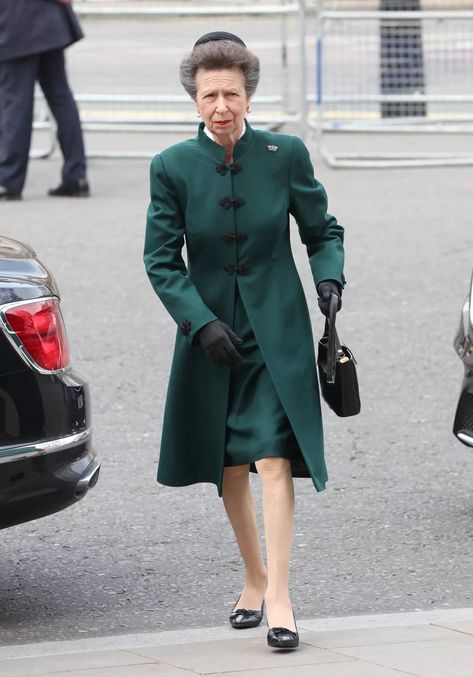 Les familles royales pour le service commémoratif du prince Philip - photo 4 Prins Philip, Timothy Laurence, Princesa Real, Royal Portraits, Duke Of Edinburgh, Royal Prince, Princess Anne, Prince Philip, Westminster Abbey