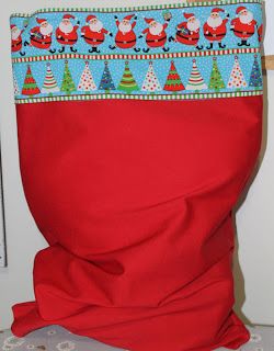 Diy Christmas Sacks, Santa Sacks Diy, Santa Sack Pattern, Christmas Stitchery, Holiday Crafts Decorations, Messenger Bag Patterns, Toy Sack, Santa Sacks, Personalised Santa Sacks