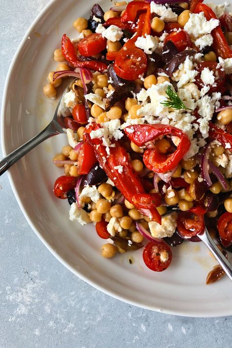 Marinated Chickpeas with Slow-Roasted Red Peppers & Feta Large Event Decor, Biohacking Recipes, Boxing Day Buffet Ideas, Marinated Chickpeas, Feta Recipe, Plats Healthy, Vegetarian Main Dishes, Mediterranean Diet Recipes, Delicious Vegetarian