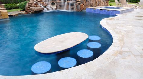 Bar Stools, Tables and Swim-Up Bars – Customizing Your Swimming Pool Diy Pool Bar, Pool Bar Stools, Pool Table Bar, Pool Bar Ideas, Pool Bar Design, Luxury Pools Backyard, Pool Features, Custom Swimming Pool, Car Part Furniture