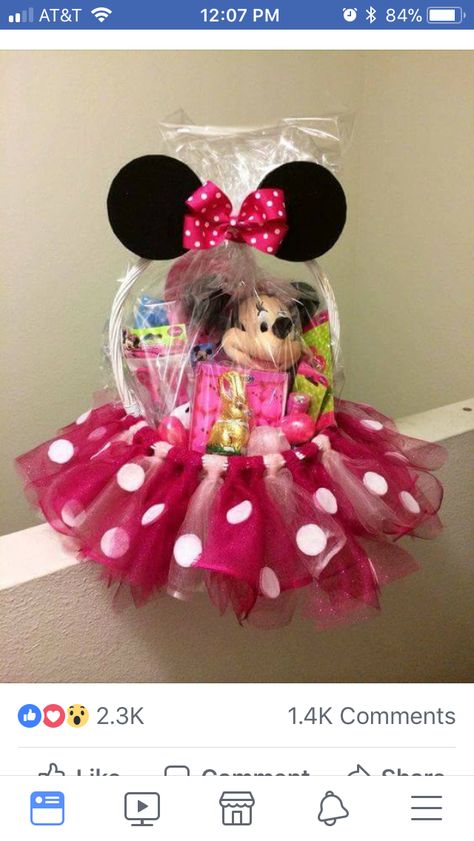 Minnie Mouse Easter Basket, Creative Easter Baskets, Minnie Mouse Birthday Party Decorations, Holidays Crafts, Mouse Crafts, Easter Goodies, Easter Basket Ideas, Easter Gifts For Kids, Crafts For Gifts