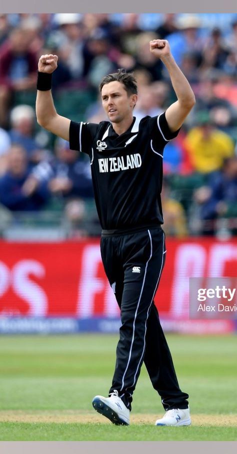 Trent Boult, New Zealand Cricket Team, Mumbai Indians Ipl, Fast Bowling, Kane Williamson, Cricket Games, Lions Photos, World Cricket, Dhoni Wallpapers