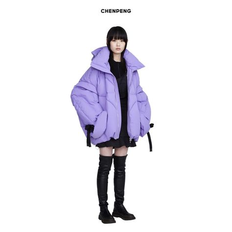 CHENPENG (@chenpengstudio) • Instagram photos and videos Cyberpunk Streetwear, Fashion Mumblr, Puffer Jacket Outfit, Puffy Jacket, Tech Fashion, Fashion Photoshoot, Coat Fashion, Pop Fashion, Couture Fashion