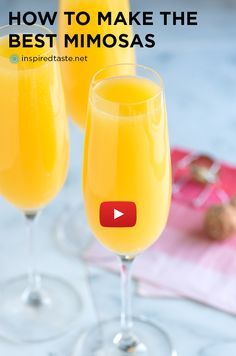 Recipe and video for how to make the absolute best mimosa at home -- From www.inspiredtaste.net #brunch #mimosa #cocktail #video Mimosa Cocktail Recipes, Best Mimosa Recipe, Quick Recipe Videos, Mimosa Cocktail, Easter Cocktails, Mimosa Recipe, Bottomless Mimosas, Croutons Homemade, Mug Recipes