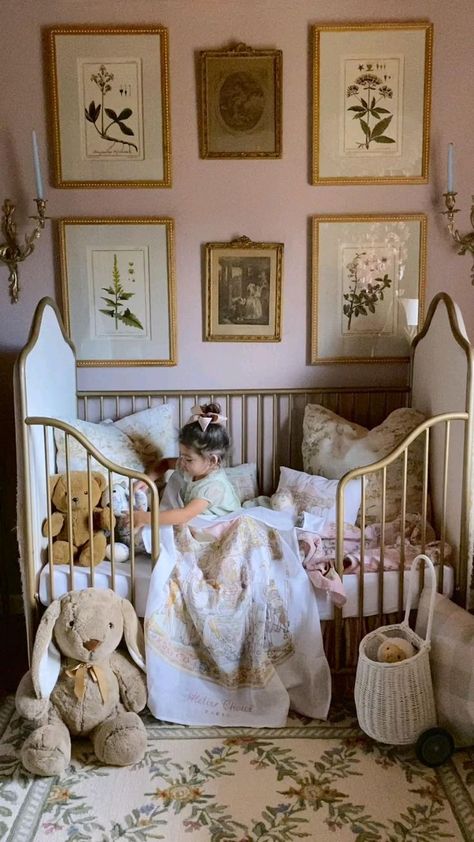 Atelier Choux Paris, Dreamy Girls Bedroom, French Nursery, Nursery Room Design, Girl Nursery Room, Baby Room Inspiration, Dream Nurseries, Casa Vintage, Nursery Room Inspiration