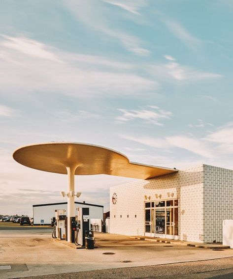 Arne Jacobsen Architecture, 1930s Interior Design, Danish Architecture, Midnight Oil, Archi Design, Petrol Station, Nordic Living, Garage Art, Arne Jacobsen