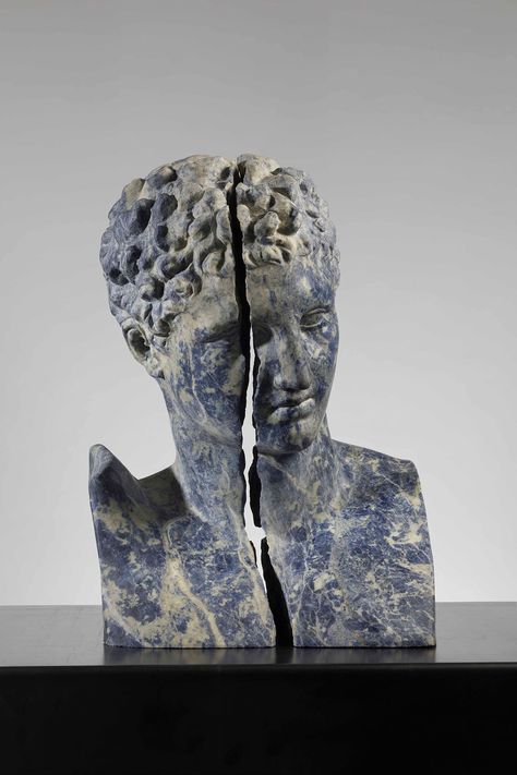 Massimiliano Pelletti, Broken Blue, 2017. Bolivian sodalite, 56 x 41 x 35 cm. New York Aesthetic Winter, Statue Head, Classical Sculpture, Body Sculpture, Classic Sculpture, Ancient Sculpture, New York Aesthetic, Stone Statues, Natural Art