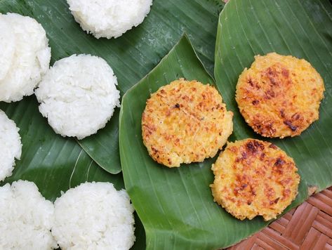 Ketan bakar telur ini rasanya gurih renyah, mirip kerak telur Betawi. Olesan telur membuat rasanya jadi gurih dan aromanya makin harum. Beras Ketan, Food Channel, Yummy Food, Cake