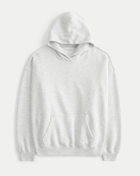 Women's Hollister Feel Good Fleece Oversized Cozy Hoodie | Women's Tops | HollisterCo.com Michigan Clothes, Lulu Scuba, Back To School Haul, Cleo Sertori, Fox Top, College Packing List, Hanes Socks, Womens Oversized Hoodie, Boston Shearling