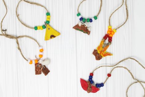 Summer Camp Necklaces | Fun Family Crafts Things To Do Camping, Craft For Kids Easy, Tent Craft, Camping Craft, Camp Memories, Lantern Crafts, Camping Crafts For Kids, Fun Camp, Lake Camp