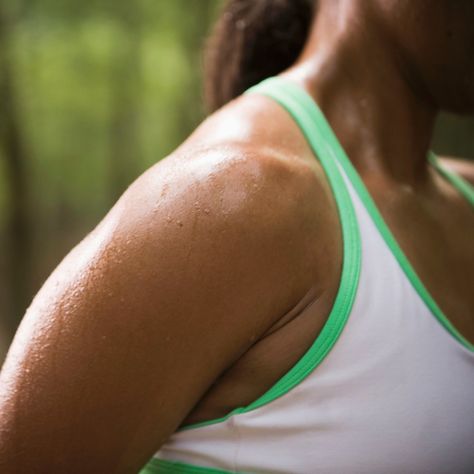 This explains so much. All the reasons you sweat (and what to do about it). | Health.com High Blood Pressure Symptoms, High Blood Pressure Remedies, Heavy Sweating, Healthy Life Hacks, Genetic Disorders, Life Routines, Fitness Trends, Body Is A Temple, Fitness Advice