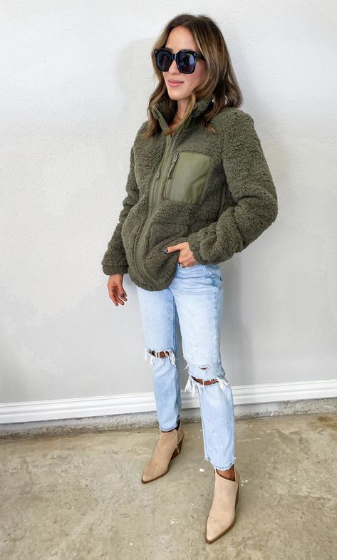 Green Fuzzy Jacket Outfit, Green Fleece Jacket Outfit, Green Sherpa Jacket Outfit, Brown Sherpa Jacket Outfit, Sherpa Sweater Outfit, Fuzzy Coat Outfit, Sherpa Coat Outfit, Fuzzy Jacket Outfit, Teddy Jacket Outfit