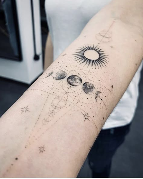 Cosmic Tattoo Ideas, Moon Phases Tattoo, Planet Tattoos, Muster Tattoos, Discreet Tattoos, Sleeve Tattoos For Women, Elegant Tattoos, Half Sleeve Tattoo, Simplistic Tattoos