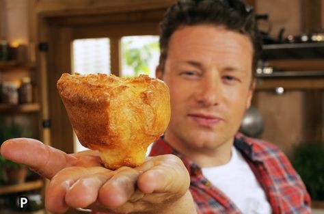 Yorkshire Pudding Jamie Oliver, Easy Yorkshire Pudding Recipe, Jamie Oliver Christmas, How To Make Yorkshire Pudding, Yorkshire Pudding Recipe, Yorkshire Pudding Recipes, Yorkshire Puddings, Jamie Oliver Recipes, Yorkshire Pudding