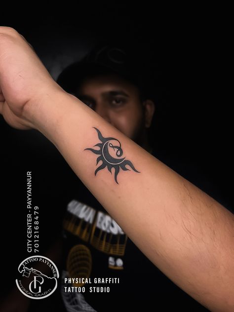 Surya Tattoo, Eagle Wing Tattoos, Mom Dad Tattoo Designs, Wing Tattoos, Baby Tattoo Designs, Baby Tattoo, Dad Tattoo, Graffiti Tattoo, Shiva Tattoo