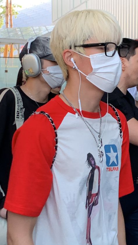 230805 keeho p1harmony airport Keeho Fits, Keeho Airport, Keeho Outfit, Keeho Wallpaper, Idol Fashion, Airport Fits, Feminine Chic, Airport Fashion, Nct Taeyong