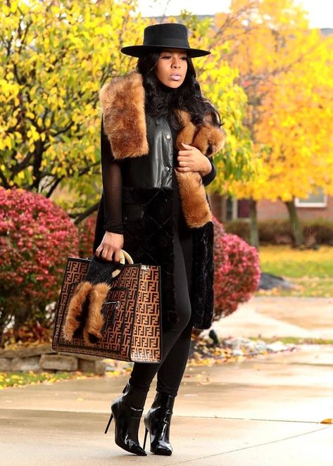 Fendi Boots Outfit Ideas, Trendy Work Outfits For Women Winter, Glam Outfits Classy, Fur Bucket Hat Outfit, Fall Looks For Black Women, Fall Hats, Fall Wear, Black Women Fashion, High Fashion Street Style