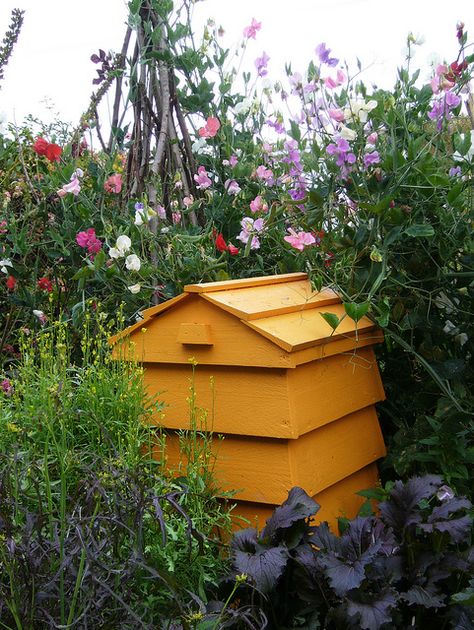 Grow Butterflies, Bee Boxes, A Night At The Opera, Bee Garden, Living Off The Land, Community Gardening, Country Estate, Hobby Farms, Flower Farm