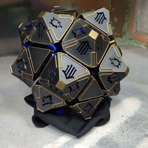 Animation Blender, Zed League Of Legends, Artifact Art, Steampunk Gadgets, 3d Product Animation, Product Animation, Ancient Technology, Fantasy Props, Magic Cube