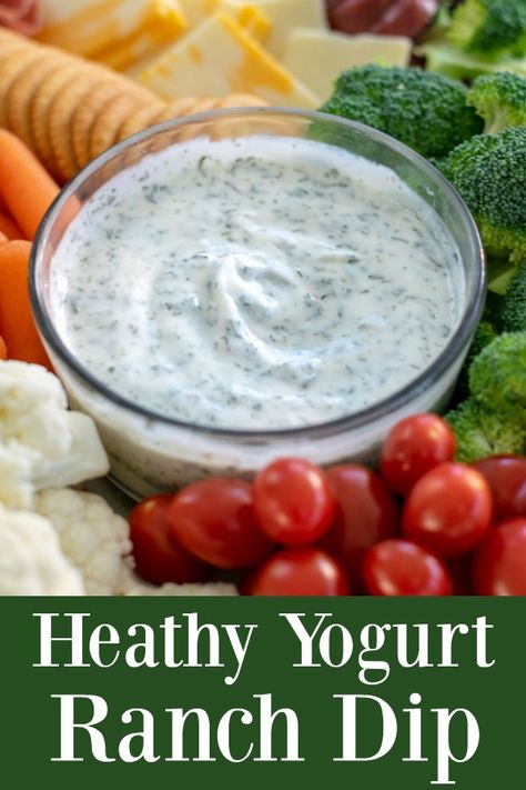 Yogurt Ranch Dip, Greek Yogurt Veggie Dip, Healthy Veggie Dip, Veggie Dip Recipe, Vegetable Dip Recipe, Yogurt Ranch, Healthy Dip Recipes, Homemade Ranch Dip, Vegetable Dips