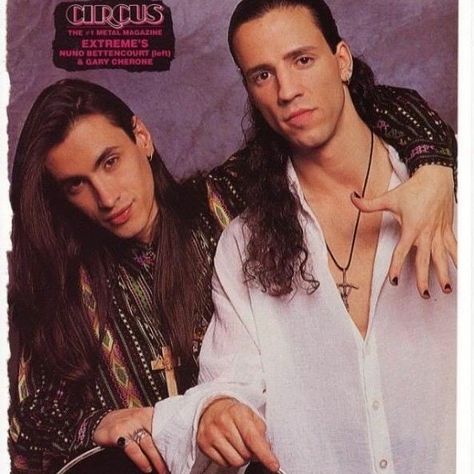 Gary Cherone 90s, Gary Cherone, Nuno Bettencourt, Van Halen, Vintage Pinup, Alternative Outfits, Long Hair Styles Men, Rock Style, Rock Bands