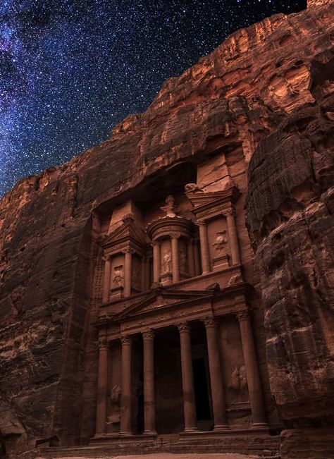 Los diez lugares top que tienes que ver en un viaje a Jordania Wadi Rum, Dream Come True, Louvre, Travel, Ruins