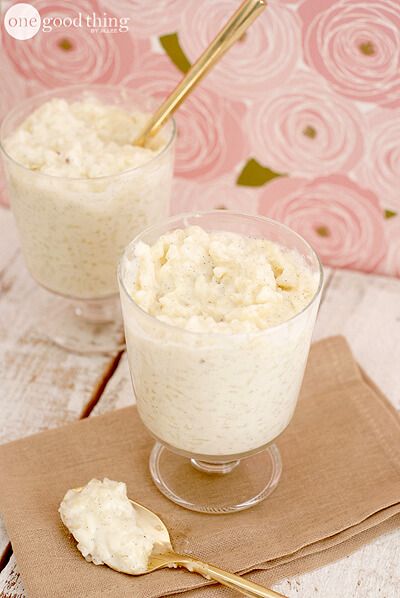 Vanilla Rice Pudding, Greek Rice Pudding, Rice Pudding Recipes, Creamy Rice Pudding, Homemade Pudding, Creamy Rice, Sweet Treats Desserts, English Kitchen, Thanksgiving Food Desserts