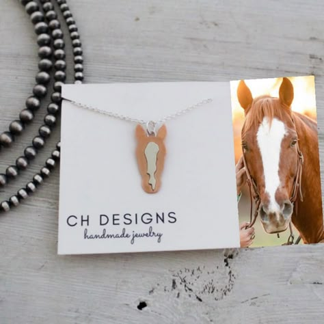 Matching Horse Head Pendants Equine Jewelry, Cowgirl Aesthetic, Horse Tips, Horse Necklace, Custom Horse, Horse Jewelry, Horse Gifts, Head Jewelry, Turquoise Flowers