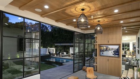 Justin Bieber House, Fireplace Gate, House In Beverly Hills, Justin And Hailey Bieber, Justin And Hailey, Beverly Park, Beverly Hills Mansion, Beverly Hills Houses, Pool Cabana