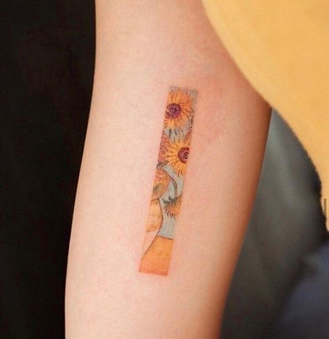 712 Me gusta, 1 comentarios - SanArt Dükkan (@sanartdukkan) en Instagram: "🌻" Van Gogh Tattoo, Diy Tattoo Permanent, Framed Tattoo, Inspiration Tattoos, Disney Tattoo, Initial Tattoo, Sunflower Tattoos, Tatuaje A Color, Van Gogh Museum