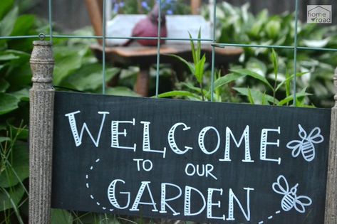 Garden Junk Ideas, Home Vegetable Garden Design, Gardening Signs, Horticulture Therapy, Junk Ideas, Garden Junk, Diy Gardening, Garden Quotes, Christmas Tree Stand