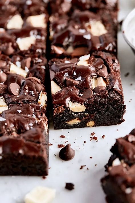 Decadent Fudgy Triple Chocolate Brownies #brownie #milkchocolate #cocoapowder #darkchocolate #whitechocolate #baking #dessert #dessertrecipe | Tutti Dolci Triple Chocolate Brownies, Peanut Butter Cup Brownies, Baking Photography, Cheese Brownies, Cocoa Brownies, Brownie Cups, Desserts Ideas, Chocolate Pairings, Brownie Toppings