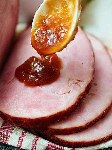 This ham with pineapple sauce is going to blow you away! The ham is so moist and salty and the sauce is just the right amount of sweet to contrast :) showmetheyummy.com #ham #dinner #christmas #holiday #pineapple #pineapplesauce Sweet Ham Gravy Recipe, Ham Dipping Sauce, Glaze For Ham, Ham With Pineapple, Ham Gravy, Bourbon Honey, Ham Steak Recipes, Ham Sauce, Ham In The Oven