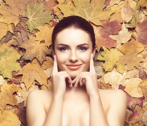 Hello October 🍂 🍂. Each season requires us to adapt our skincare to match. For the Autumn, we recommend a more intense moisturiser to help protect the skin from the colder weather. For those who suffer from dry skin and Autumn is a month that effects your sensitive skin, try our Argan & Avocado Oil Moisturiser... Autumn Skincare, Oil Moisturizer, Avocado Oil, Fall Hair, Dry Skin, Sensitive Skin, Serum, Facial, Moisturizer