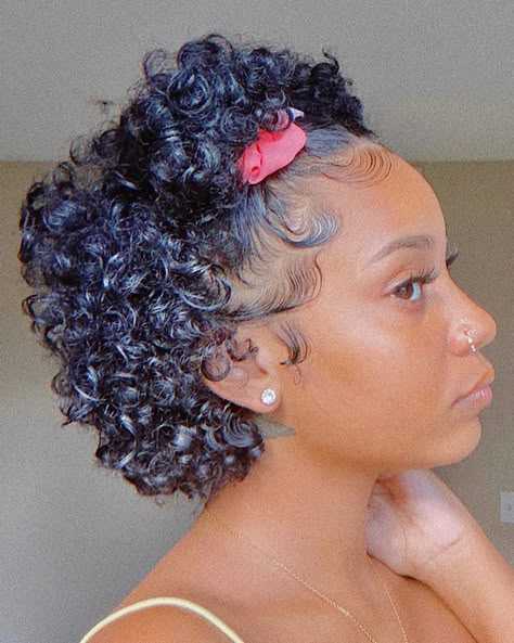 Cute Curly Hair Styles For Short Hair, Hairstyles For Really Short Curly Hair, Natural Curly Short Hairstyles, Big Chop Styles, Short Curly Afro, Short Natural Curly Hair, Girl Goals, Hairdos For Curly Hair, Big Chop