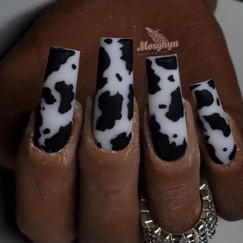 Cow Print Nails, Cow Nails, Edgy Nails, Print Nails, Animal Print Nails, Instagram Nails, Brown Nails, Minimalist Nails, Heart Nails