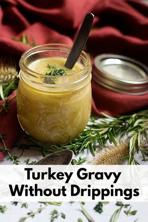 This is hands down the best turkey gravy recipe ever! You can make turkey gravy without drippings in just a few minutes and say goodbye to store-bought gravy! #turkeygravy #gravyrecipe #thanksgivingrecipe #homemadegravy #thanksgiving #gravywithoutdrippings Gravy Recipe Without Drippings, Turkey Gravy Without Drippings, Thanksgiving Gravy Recipes, Brown Gravy Recipe Easy, Turkey Giblet Gravy, Best Gravy Recipe, Gravy Without Drippings, Easy Homemade Gravy, Roast Turkey Gravy