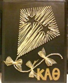 For those with a lot of time, this would make a great wall decoration or #BigLittle gift! #KappaAlphaTheta #Theta Big Crafts, Theta Kite, Theta Crafts, College Crafts, Greek Crafts, Big Little Basket, Go Fly A Kite, Sorority Crafts, Kappa Alpha Theta