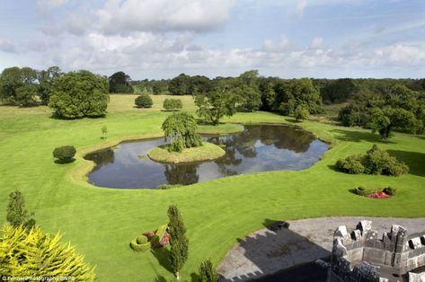 Lake Garden Ideas, Pond With Island, Manmade Pond, Garden Design Software, Castle Landscape, Estate Gardens, Farm Pond, Castle Ireland, Lake Garden