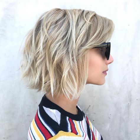 Top 10 Low-Maintenance Short Bob Cuts for Thick Hair, Short Hairstyles 2019 Champagne Blond, Bob Lung, Trendy We Fryzurach, Long Face Haircuts, Medium Bob Haircut, Thick Hair Cuts, Long Face Hairstyles, Medium Bob Hairstyles, Nails Tips