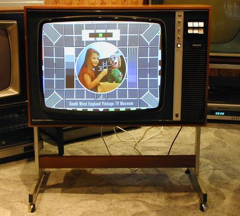 A Colour Television 1974. In these times there were only 4 channels on TV so there was a bigger audience to cover. Old Television, Color Television, 1980s Childhood, 1970s Childhood, 70s Nostalgia, Childhood Memories 70s, Tv Set, Tv Sets, Deco Retro