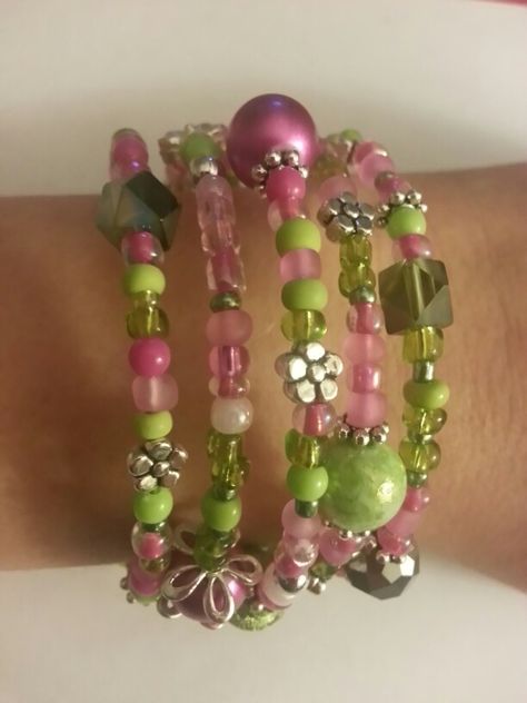 Beading Bracelets, Memory Wire Jewelry, Jewellery Wire, Memory Wire Wrap Bracelets, Beaded Memory Wire Bracelets, Jewellery Bracelets, Beaded Memory Wire, Wire Bracelets, Jewerly Making