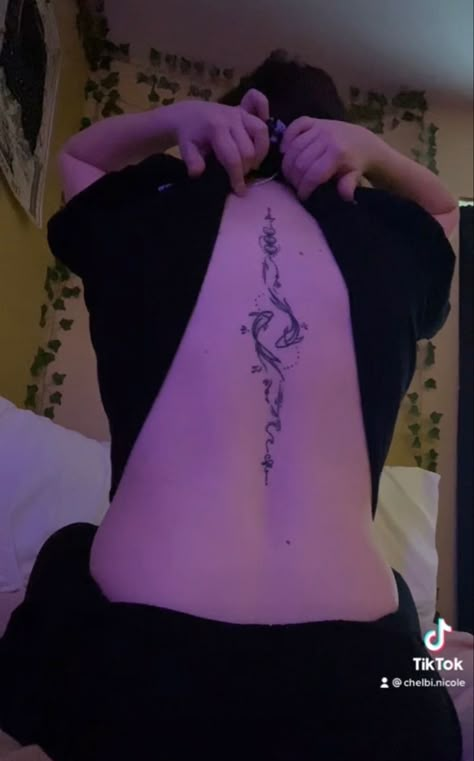 Bottom Spine Tattoo, Simple Back Tattoos For Women Spine, Tattoo Back Spine Woman, Woman Tattoo Spine, Petite Spine Tattoos, Pisces Tattoo Spine, Crazy Spine Tattoos, Fish Back Tattoo Women, Spine Tattoos For Women Edgy