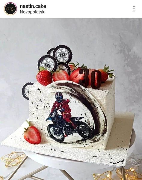 Motorbike Birthday Cake, Motorcycle Cake For Men, Motorcycle Cake Ideas, Bike Theme Cake, Ktm Cake, Cake Moto, Moto Cake, Motor Cake, Cake Motorcycle