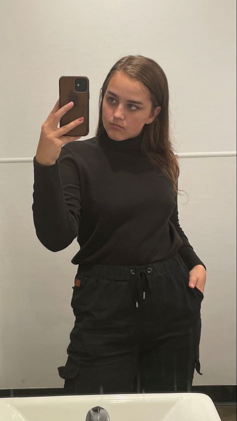 Cargos And Turtle Neck, Womens Outfit, Black Turtleneck, Cargo Pants, Turtle Neck, Ootd, Clothes For Women, Pants, Quick Saves