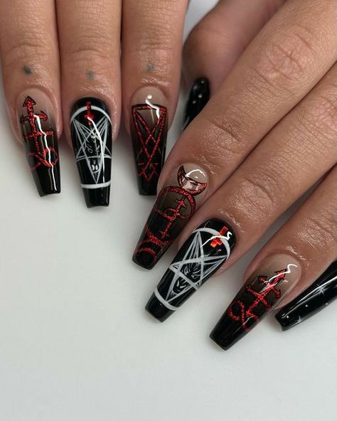 Satanic Nails Acrylic, Goth Coffin Acrylic Nails, Baphomet Nails, Satanic Nails Designs, Gothic Cross Nails, Nail Inspo Gothic, Devil Nails Halloween, 666 Nails, Goth Coffin Nails