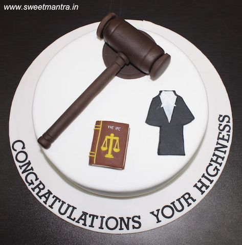 Law theme custmomized cake for lawyer by Sweet Mantra - Customized 3D cakes Designer Wedding/Engagement cakes in Pune - http://cakesdecor.com/cakes/332164-law-theme-custmomized-cake-for-lawyer Cake For Lawyer, Lawyer Cake, Graduation Cake Designs, Bear Baby Shower Cake, Graduation Party Cake, Chocolate Cake Designs, School Cake, Frozen Birthday Cake, Birthday Cake For Him