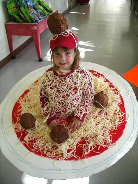 Meatball Costume, Halloween Costume For Kids, Meme Costume, Food Costumes, Diy Halloween Costumes For Kids, Homemade Halloween Costumes, Costume For Kids, Diy Halloween Costumes Easy, Diy Halloween Costume